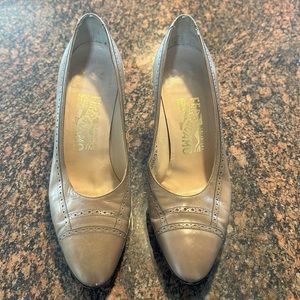 Salvatore Ferragamo Taupe Spectator Pumps 7 1/2 B